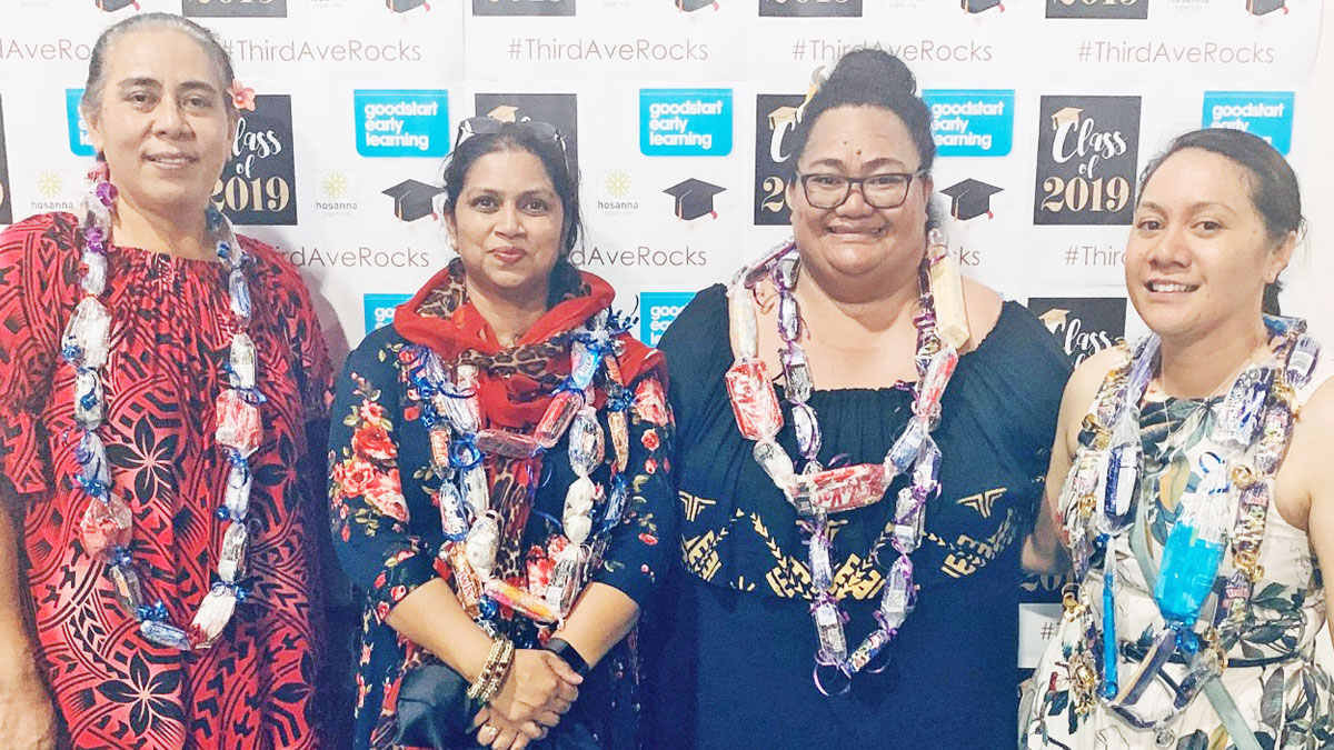 Faletua ia Alofagia Mauinatu itu agavale ma le faletua ia Marie Faaumu o laua o Assistant Educators o le Amataga Aoga lelei faapea nisi o tamaitai